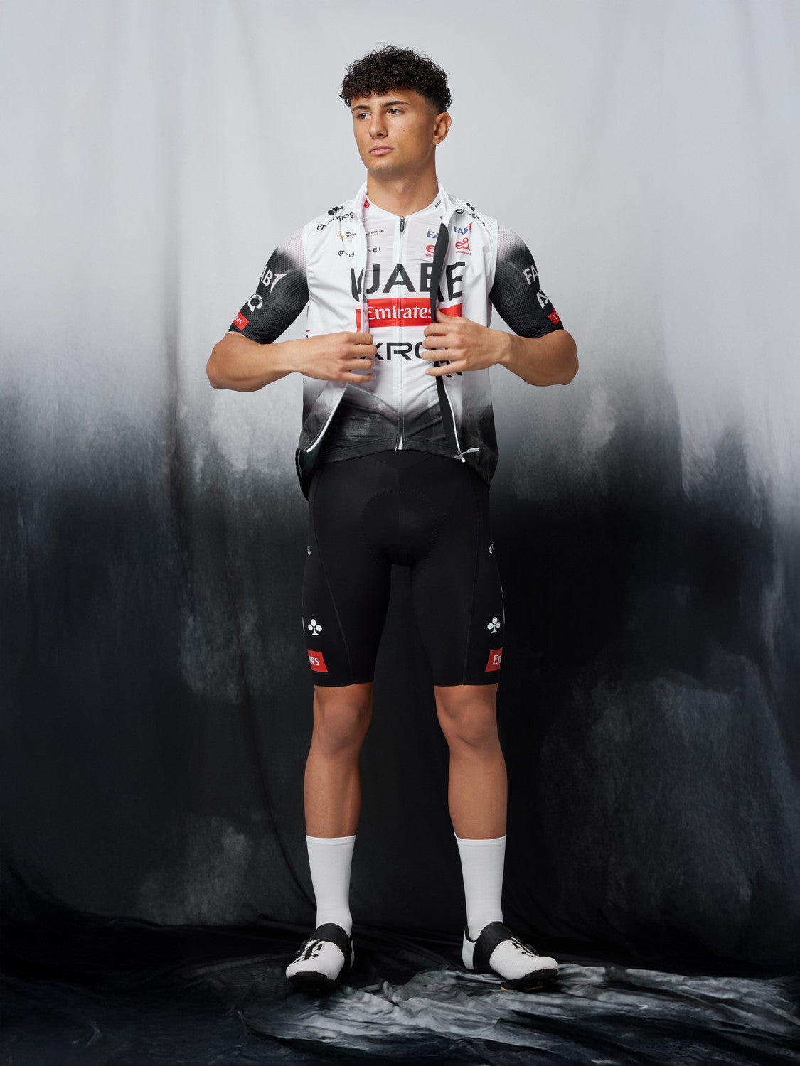 UAE Team Emirates 2025 Vest