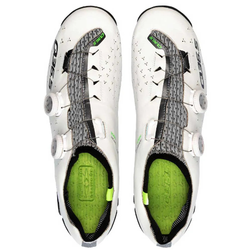 Q36.5 Unique Adventure Shoes